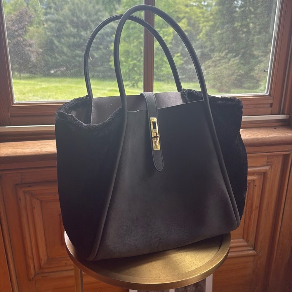 Elegant Black Leather Tote Bag